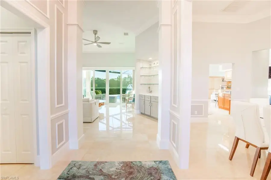 411 Charleswood Ln #7, Naples, FL 34105 - Image #3