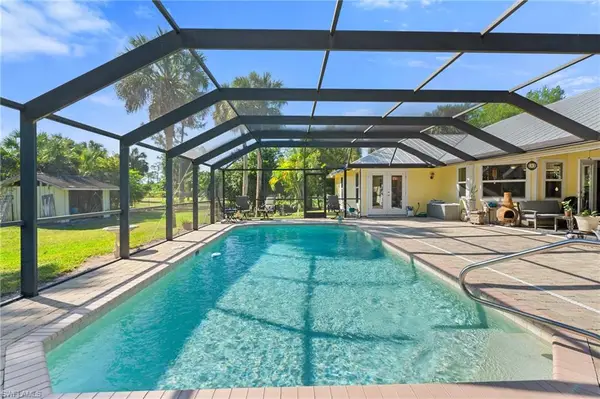 1160 27th St Sw, NAPLES, FL 34117