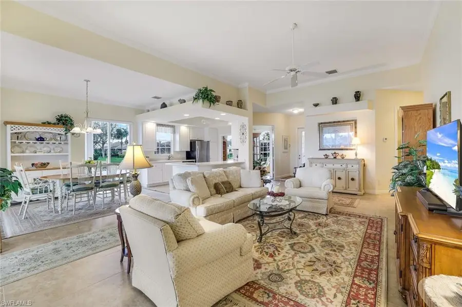 8011 Valentina Ct, Naples, FL 34114 - Image #3