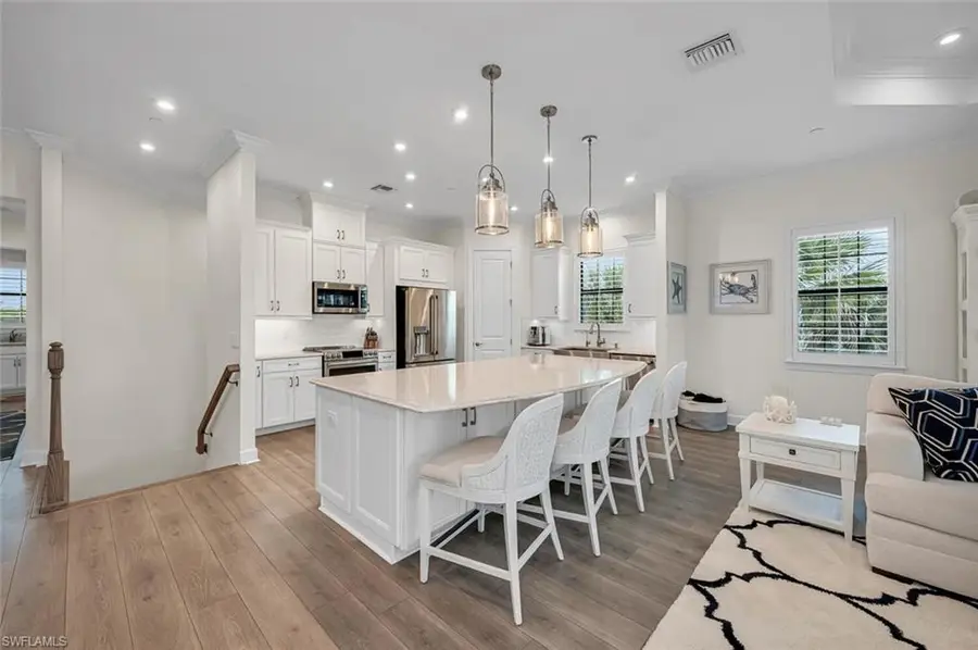 9633 Montelanico Loop #201, Naples, FL 34119 - Image #3