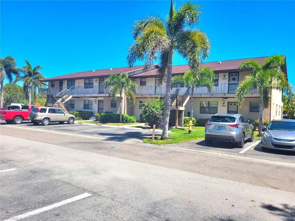 5271 Treetops Dr #W201, Naples, FL 34113 - Image #1