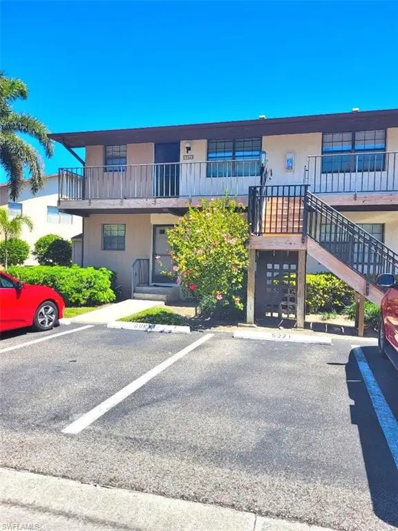 5271 Treetops Dr #W201, Naples, FL 34113 - Image #2