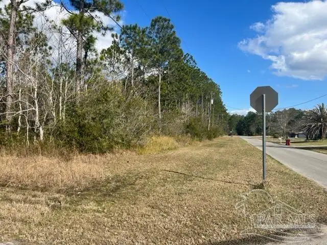 1A Buffler Dr, Milton, FL 32583 - Image #2