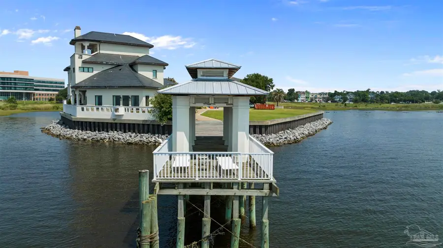 18 Wharf Ave, Pensacola, FL 32502 - Image #3