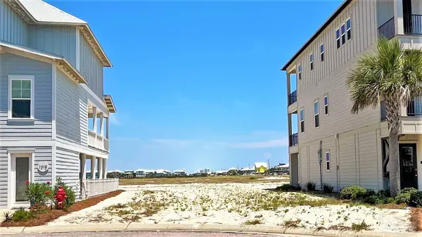 1416 Seaside Cir, Navarre Beach, FL 32566