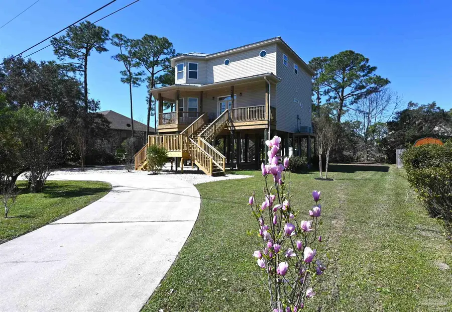 1783 Thresher Dr, Navarre, FL 32566 - Image #3
