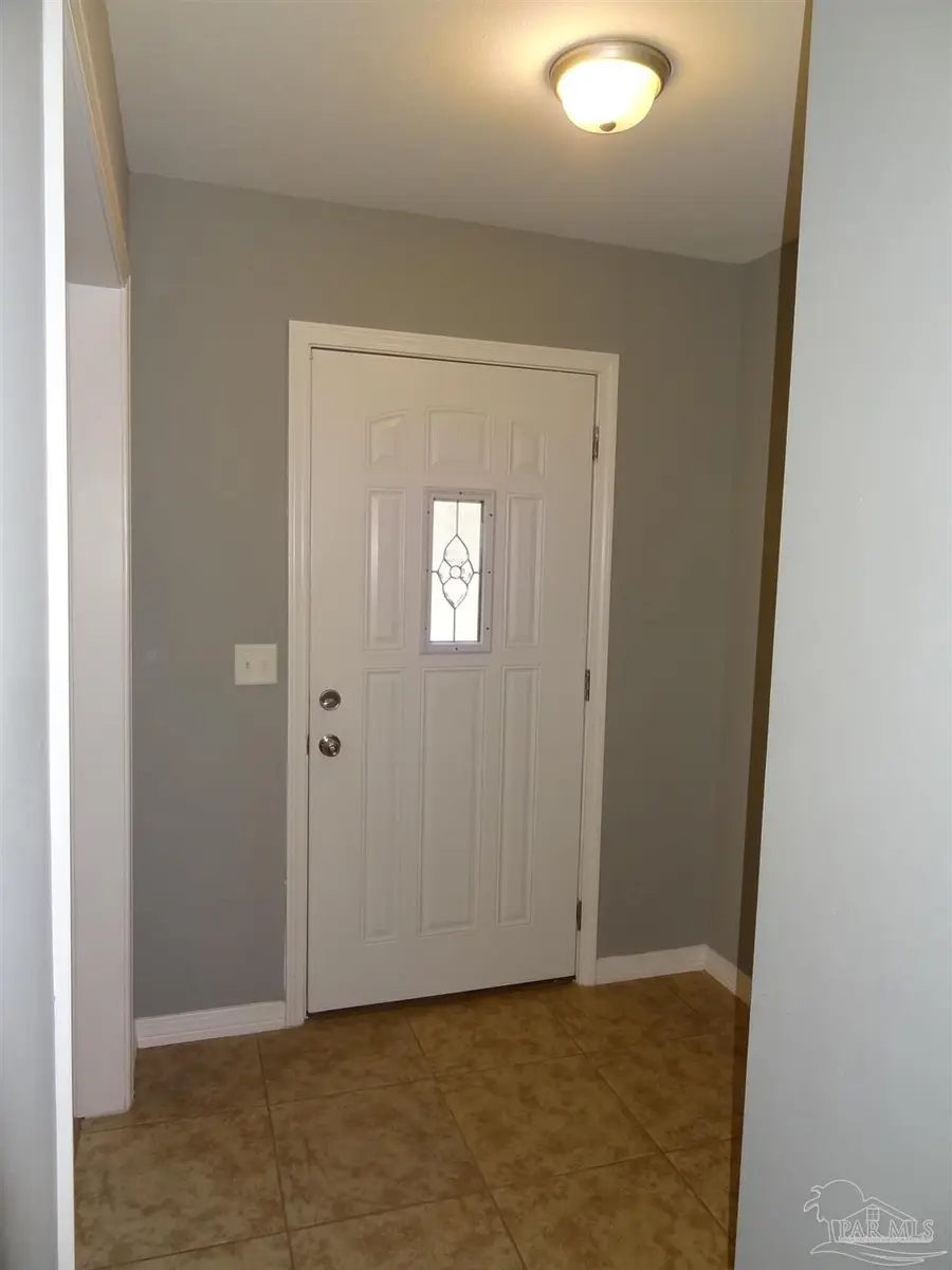 1810 Winding Creek Cir, Cantonment, FL 32533 - Image #3