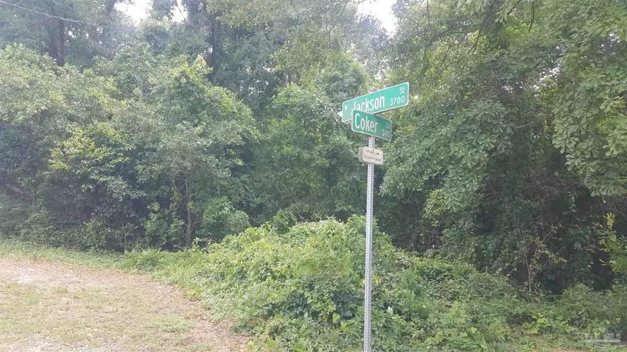 3715 W Jackson St, Pensacola, FL 32505 - Image #2