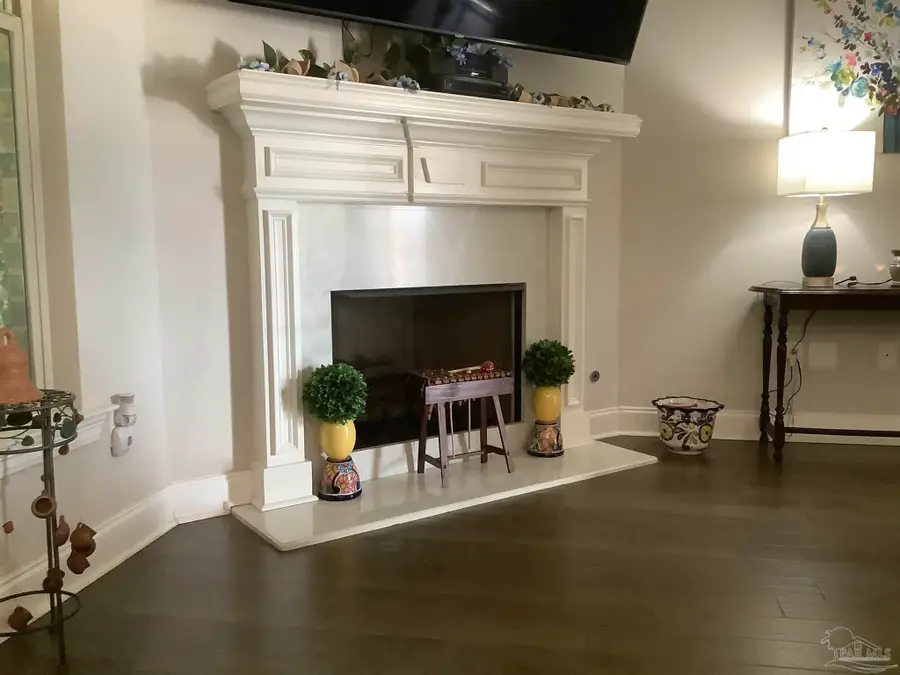 1584 Sawyers Ridge Cv, Cantonment, FL 32533 - Image #3