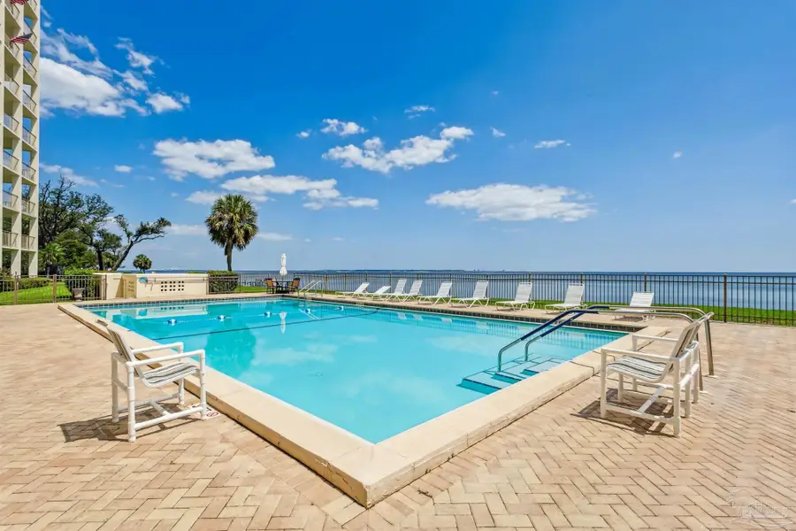 615 Bayshore Dr #208, Pensacola, FL 32507 - Image #3