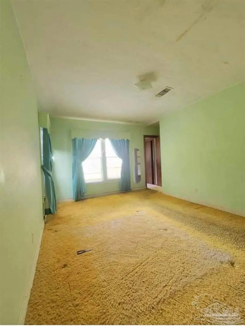 3818 W Lloyd St, Pensacola, FL 32505 - Image #3