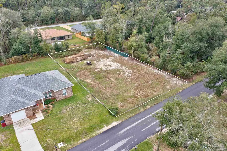 6781 Joy St, Milton, FL 32583 - Image #2