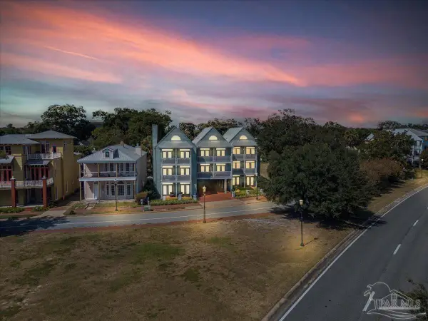 534 E Zarragossa St #4, Pensacola, FL 32502