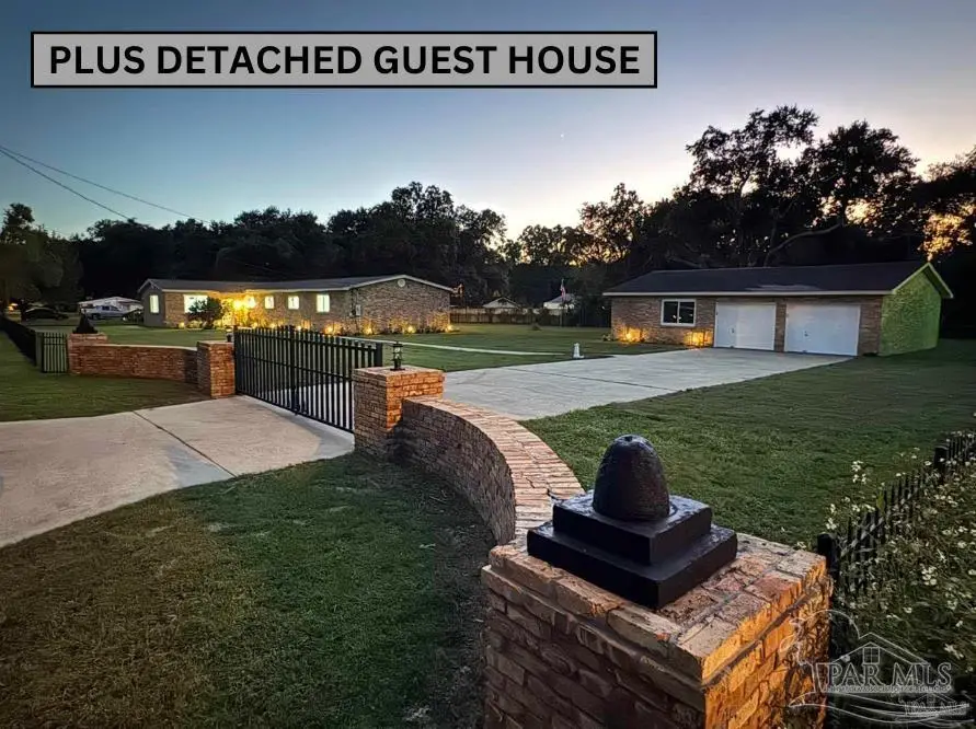 4731 Live Oak Ln, Pace, FL 32571 - Image #1