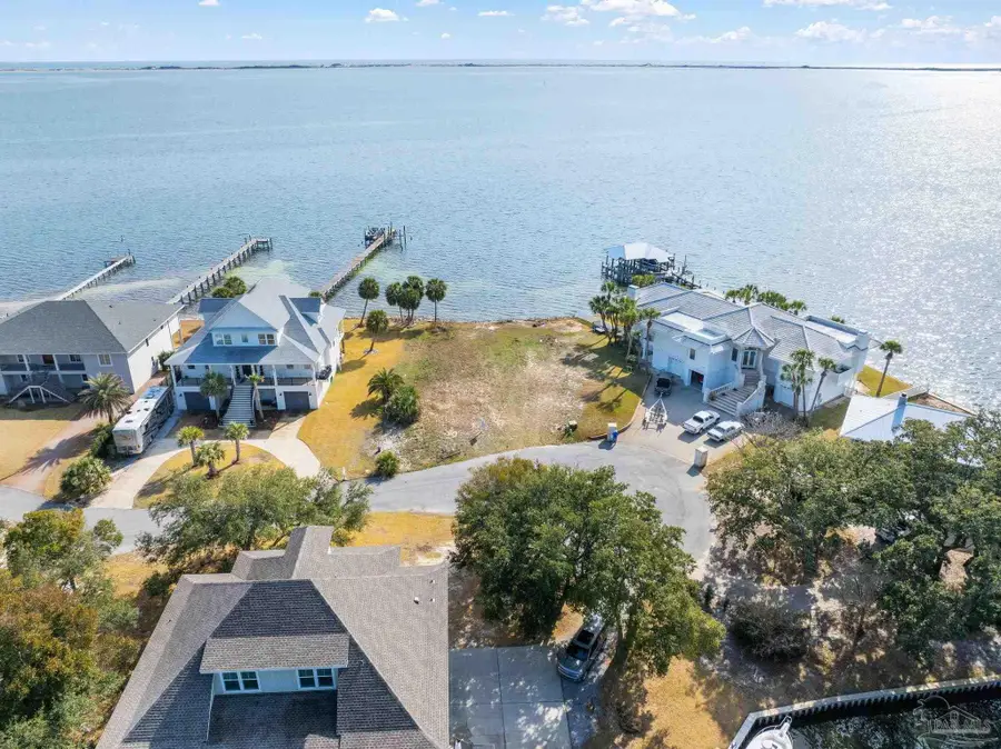 0000 Chinquapin Dr, Gulf Breeze, FL 32563 - Image #3