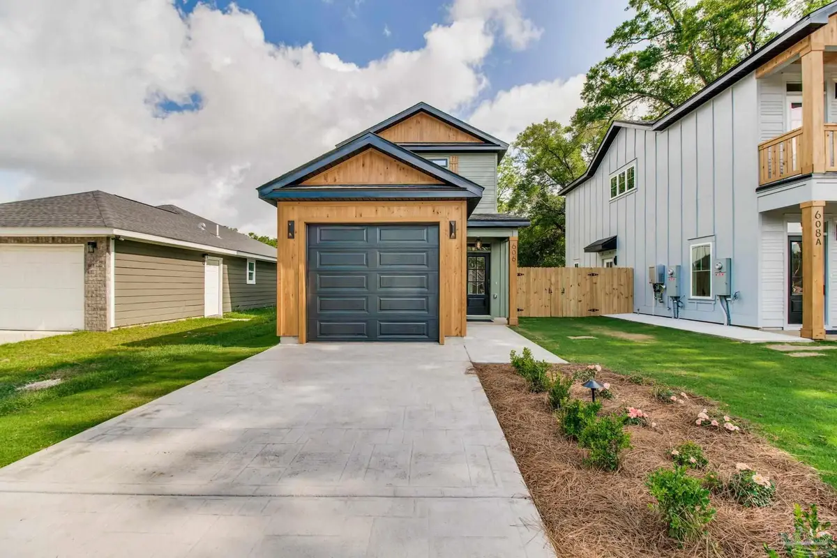 606 E Leonard St, Pensacola, FL 32503 - #1