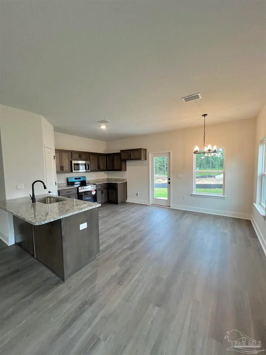 940 Rustling Pines Rd #13B, Cantonment, FL 32533 - Image #3