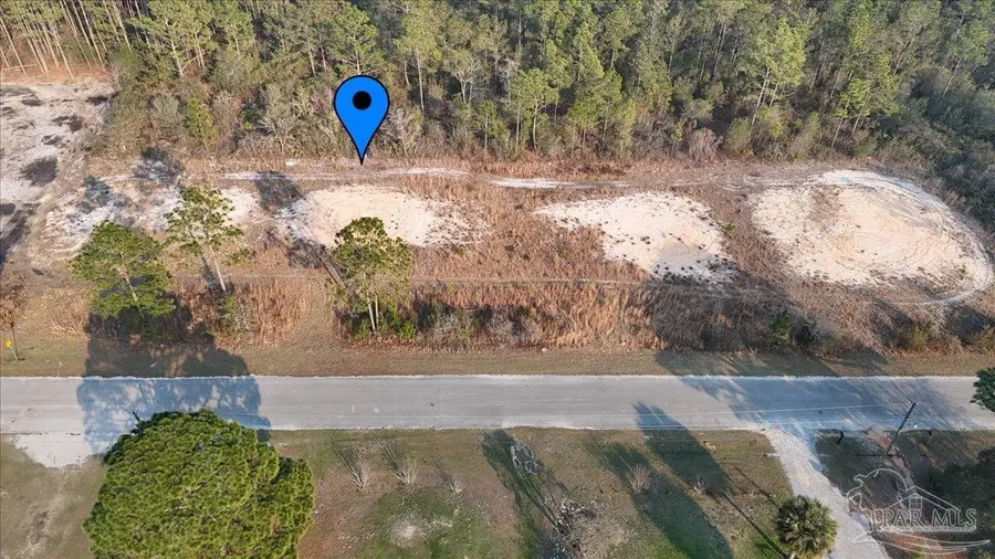 8017 Twin Lake Dr, Milton, FL 32583 - Image #3