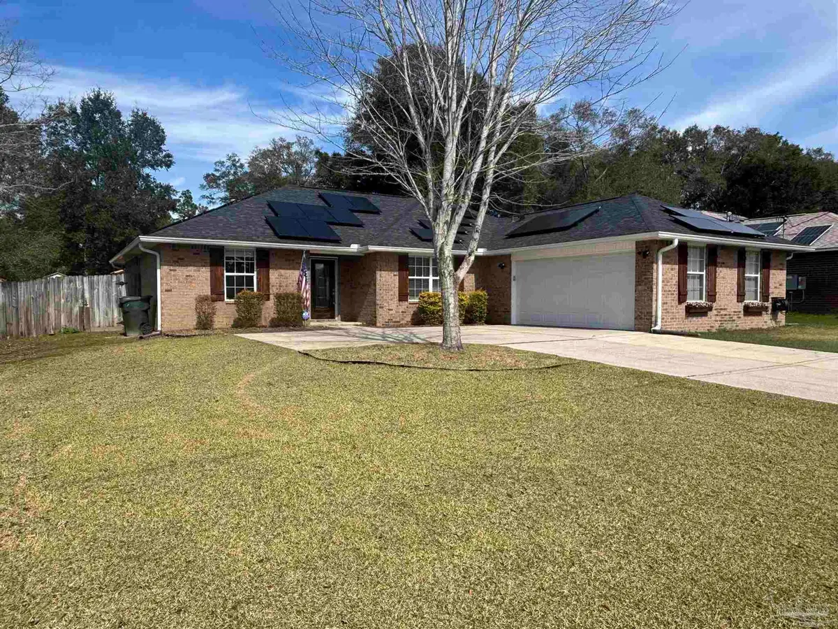 5955 Ashton Woods Cir, Milton, FL 32570 - Image #1