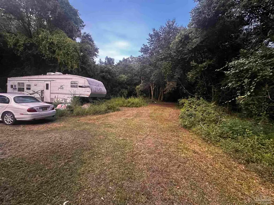 5920 Pawnee Dr, Pensacola, FL 32526 - Image #2