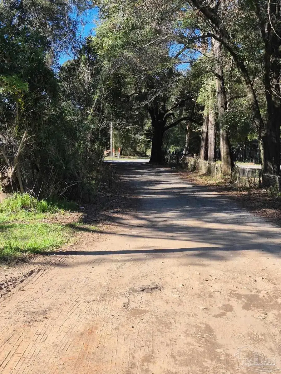 7311 Hayward St, Pensacola, FL 32526 - Image #2