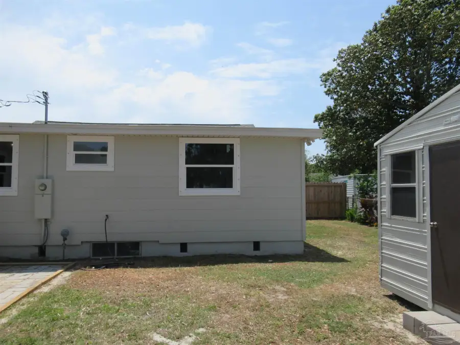 6 Cousineau Rd, Pensacola, FL 32507 - Image #3