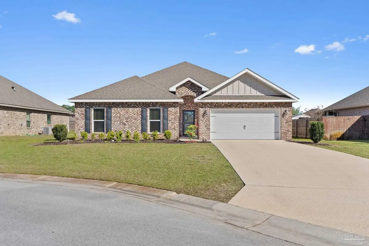 3526 Moonstone Dr, Navarre, FL 32566 - Image #1