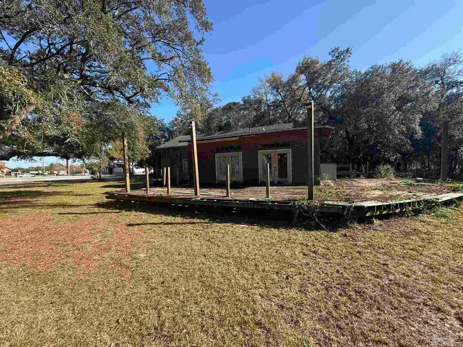 807 Tyrone St, Pensacola, FL 32506 - Image #3