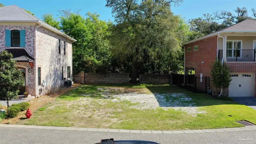 1514 White Caps Ln, Pensacola, FL 32507 - Image #2