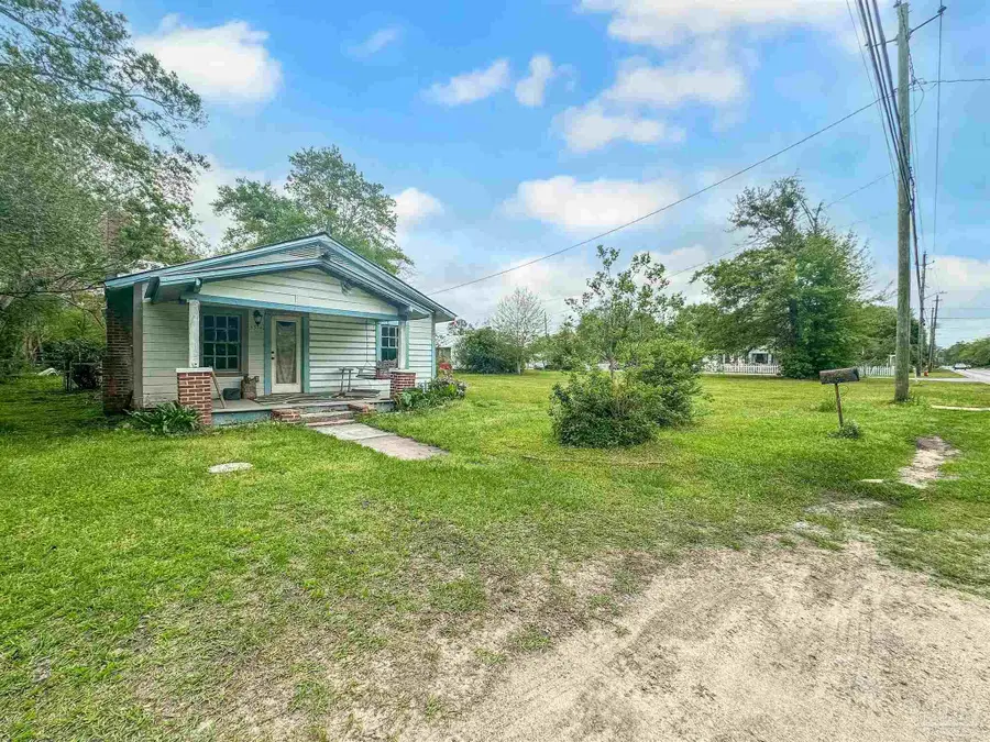 5378 Alabama St, Milton, FL 32570 - #3