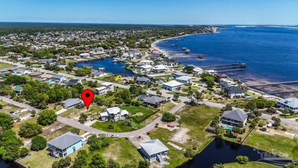 5556 Grande Lagoon Ct, Pensacola, FL 32507