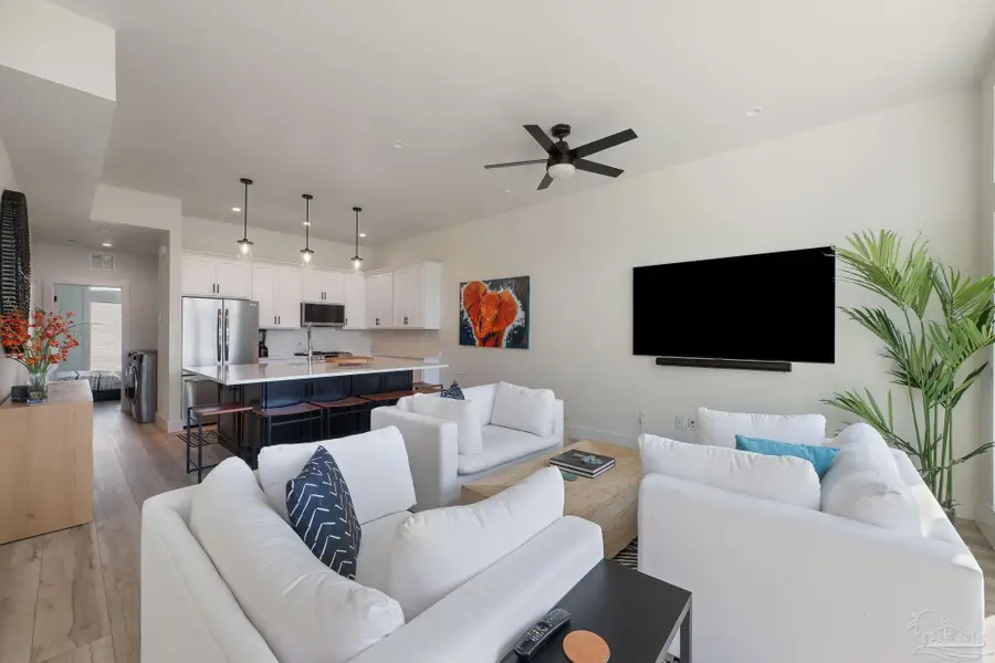 202 W Intendencia St, Pensacola, FL 32502 - Image #3