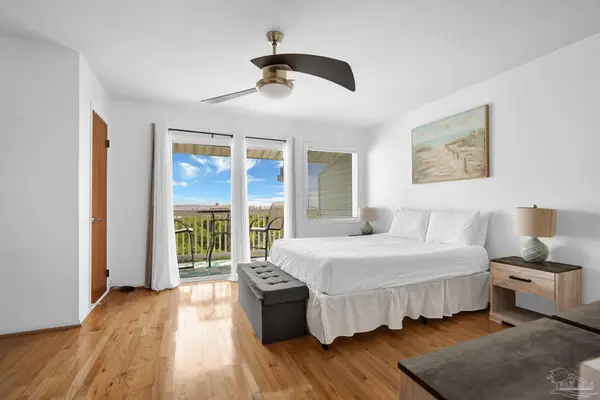 8522 Gulf Blvd #20, Navarre Beach, FL 32566