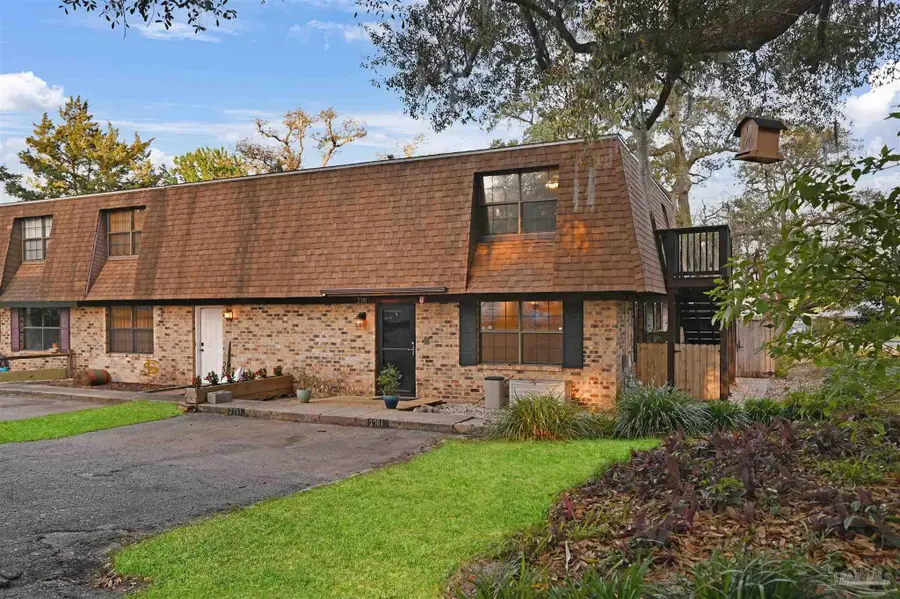 2701 E De Soto St, Pensacola, FL 32503 - Image #2