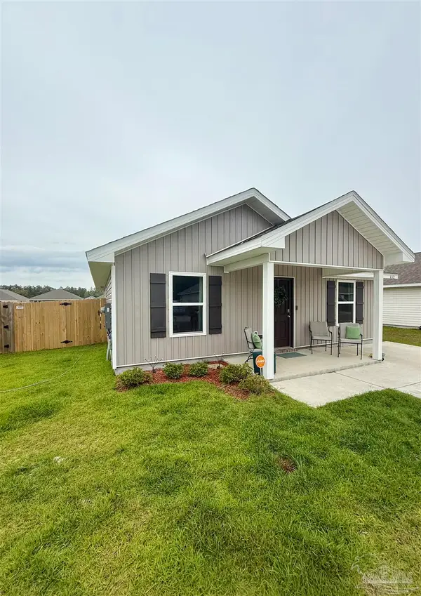 6312 June Bug Dr, Milton, FL 32583