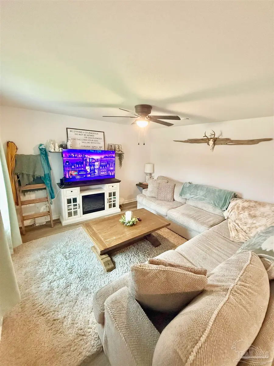 6312 June Bug Dr, Milton, FL 32583 - Image #2