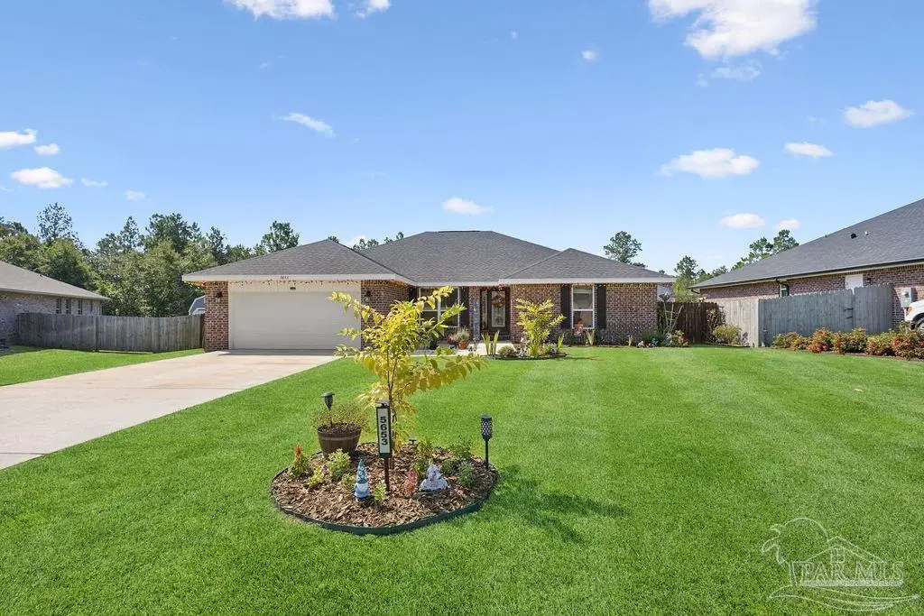 5653 Burr St, Milton, FL 32570 - Image #1