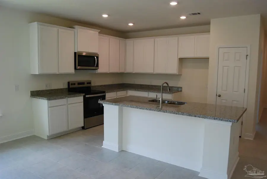 7705 Piper Cir, Milton, FL 32583 - Image #3