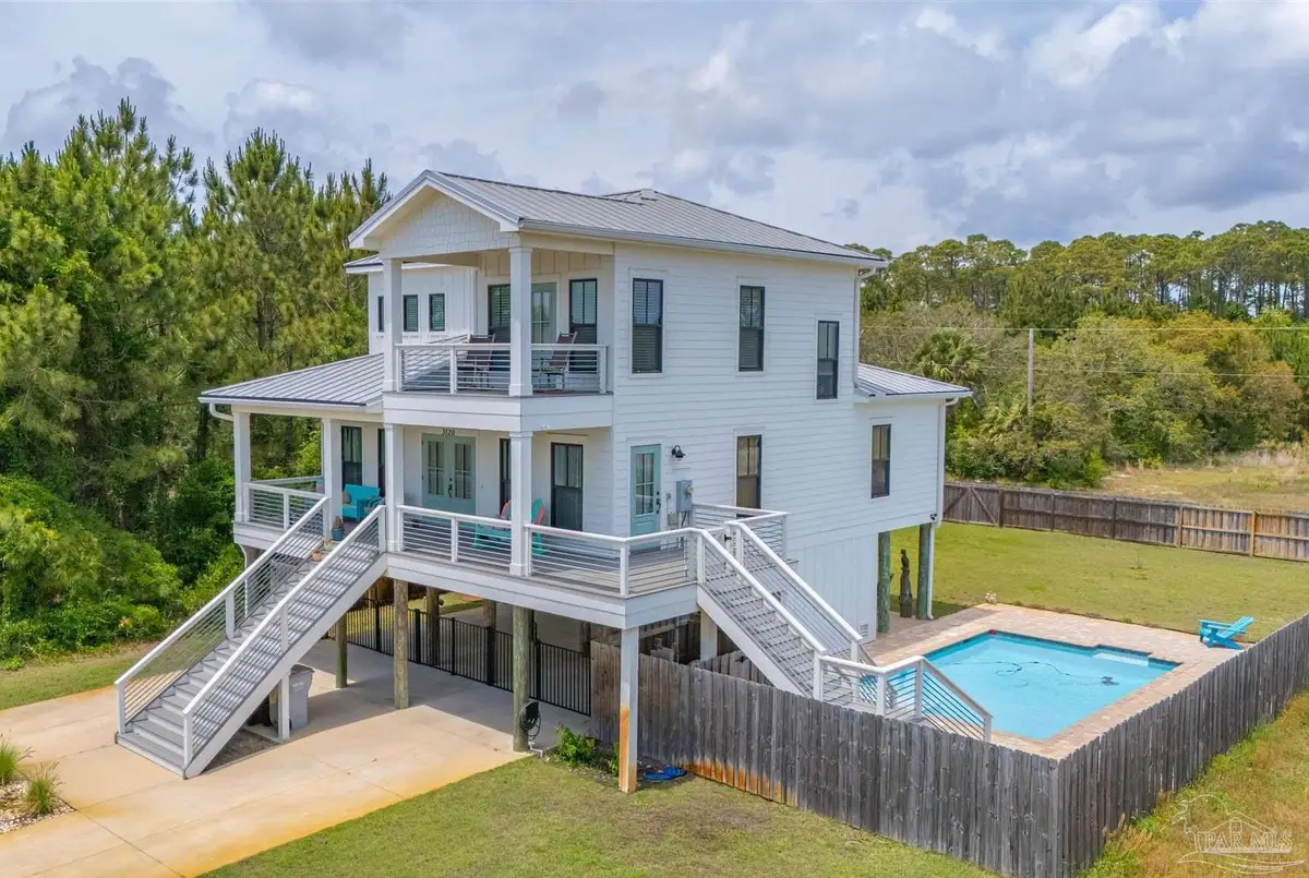 3120 Linden Ave, Gulf Breeze, FL 32563 - #1