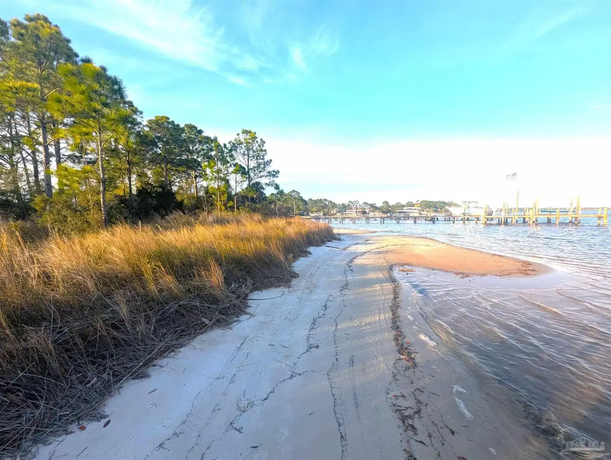 2564 Gulf Breeze Ave, Pensacola, FL 32507 - Image #1