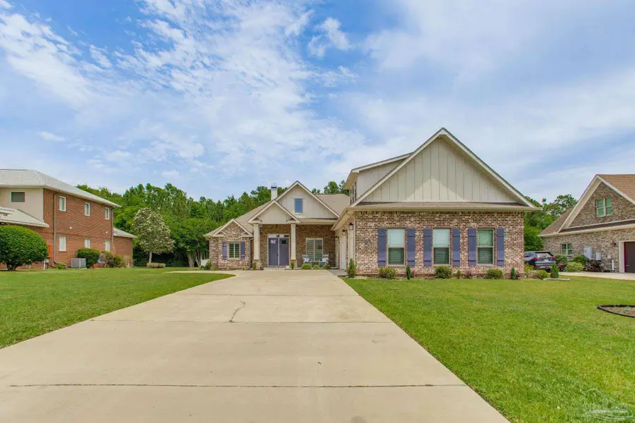 5704 Abbington Ln, Milton, FL 32583 - #2