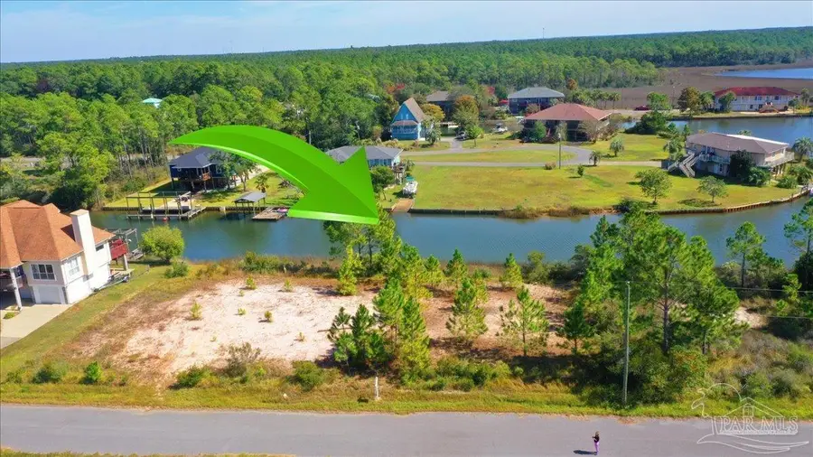 2604 San Antonio Dr, Milton, FL 32583 - Image #2