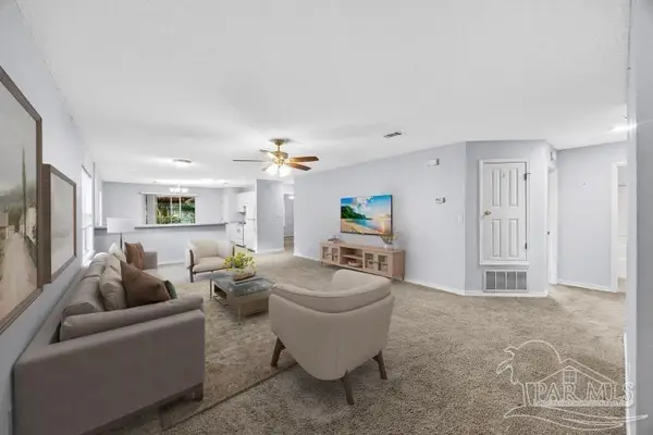 1009 Simpson St, Pensacola, FL 32526