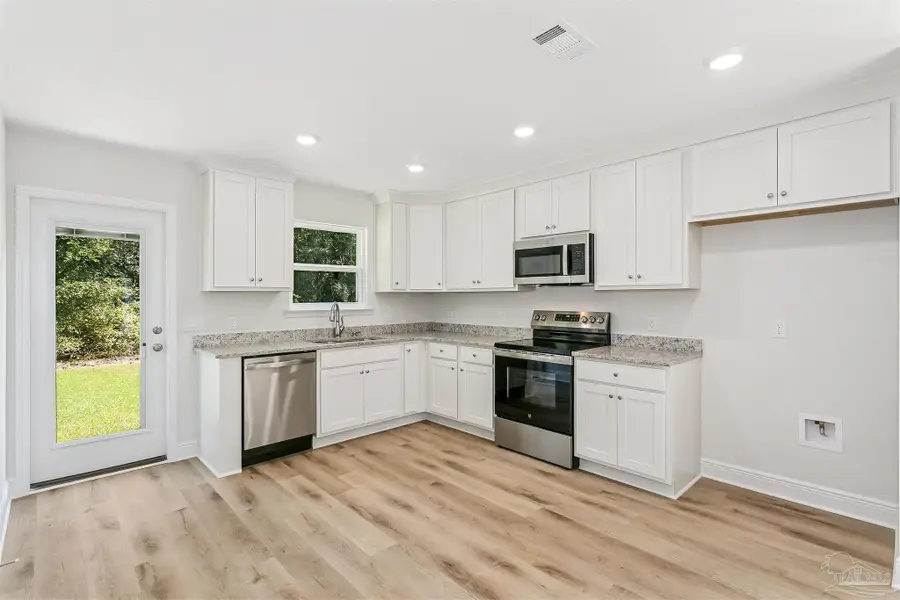 5066 Rainwater Rd, Milton, FL 32583 - Image #2