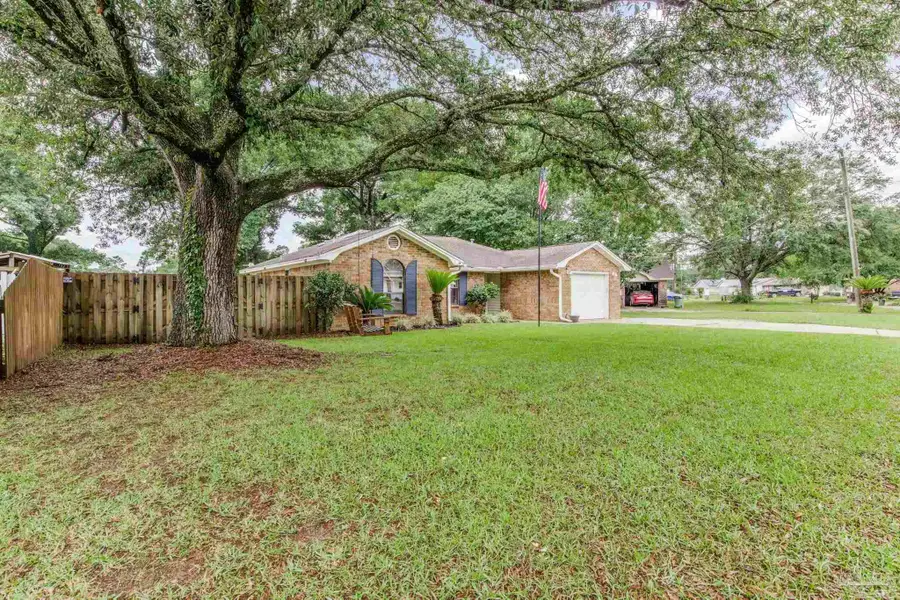 2319 Windstone Dr, Pensacola, FL 32526 - Image #2