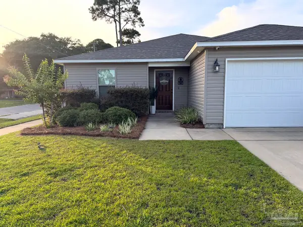 8780 Schooner Ln, Pensacola, FL 32507