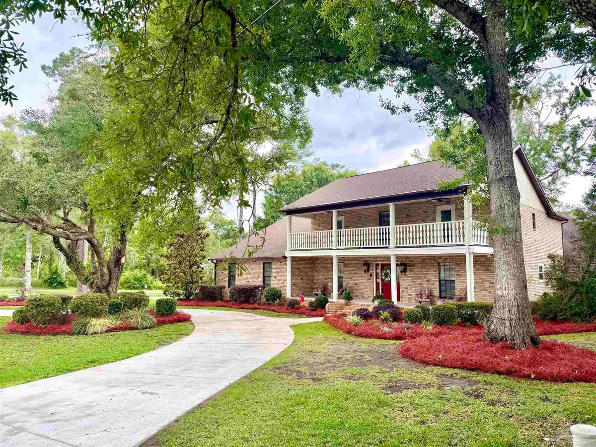 39 Blithewood Dr, Pensacola, FL 32514 - #1