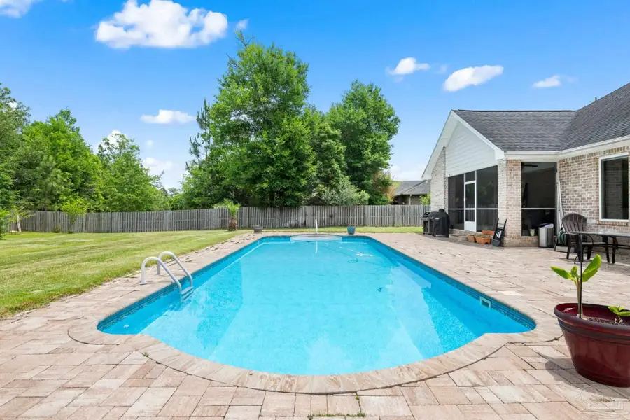 5718 Sparkleberry Ln, Pensacola, FL 32526 - Image #3
