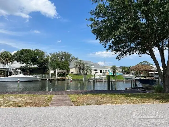 869 Silver Strand, Gulf Breeze, FL 32563 - Image #1