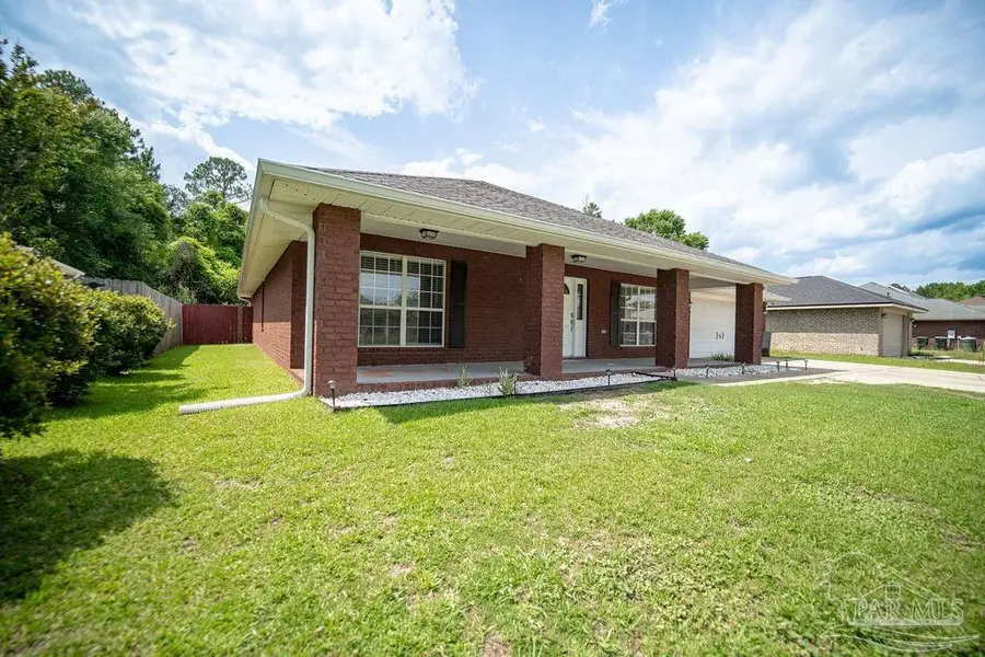 9767 Harlington St, Cantonment, FL 32533 - Image #2